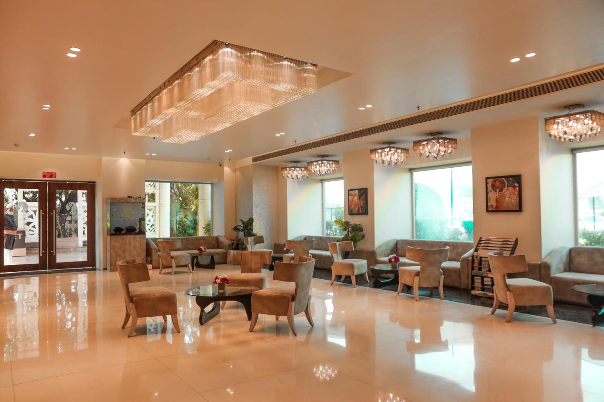 Bravura Gold Resort Meerut Eksteriør bilde