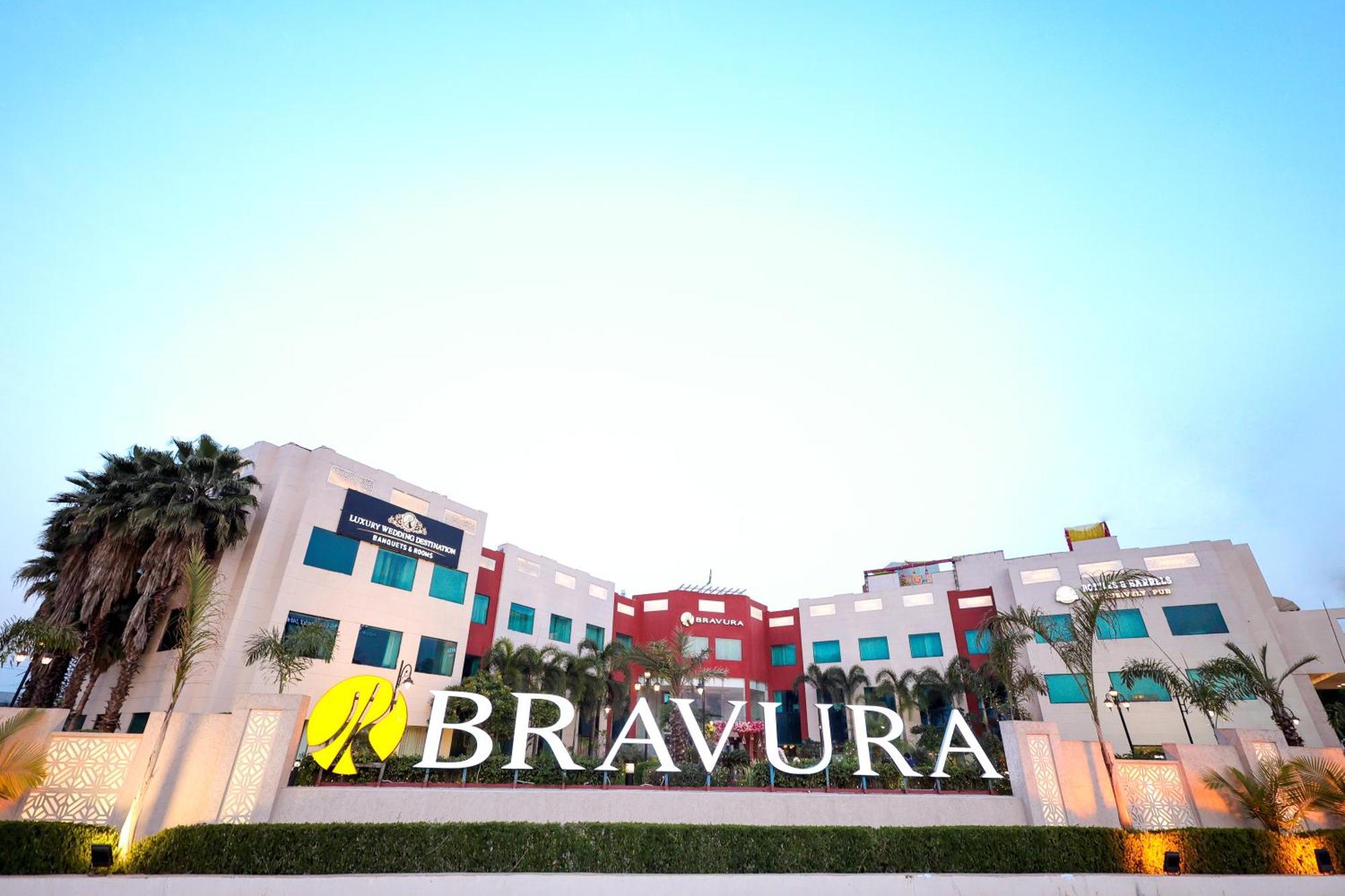 Bravura Gold Resort Meerut Eksteriør bilde
